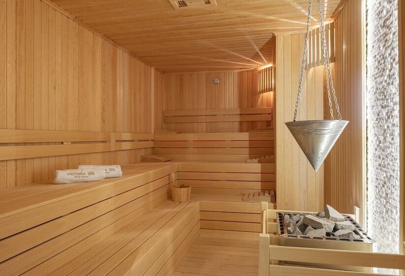 هتل Ramada Plaza By Wyndham Batumi & Casino