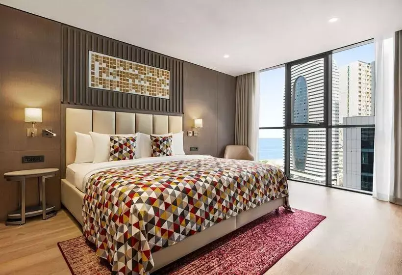 هتل Ramada Plaza By Wyndham Batumi & Casino