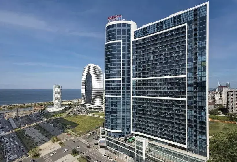 هتل Ramada Plaza By Wyndham Batumi & Casino
