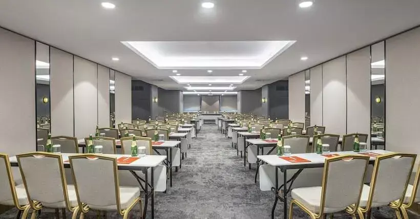 هتل Ramada Plaza By Wyndham Batumi & Casino