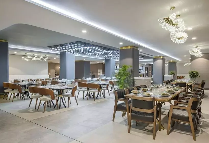 هتل Ramada Plaza By Wyndham Batumi & Casino