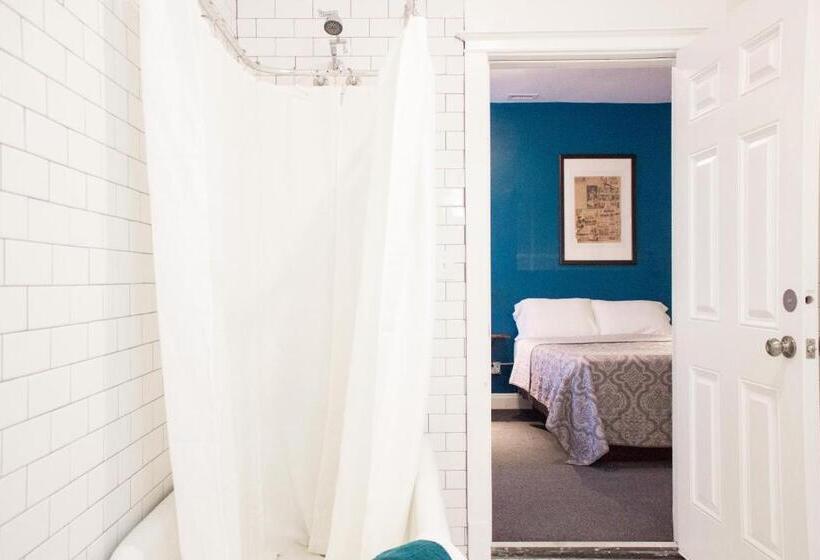 فندق 11th Avenue Hostel