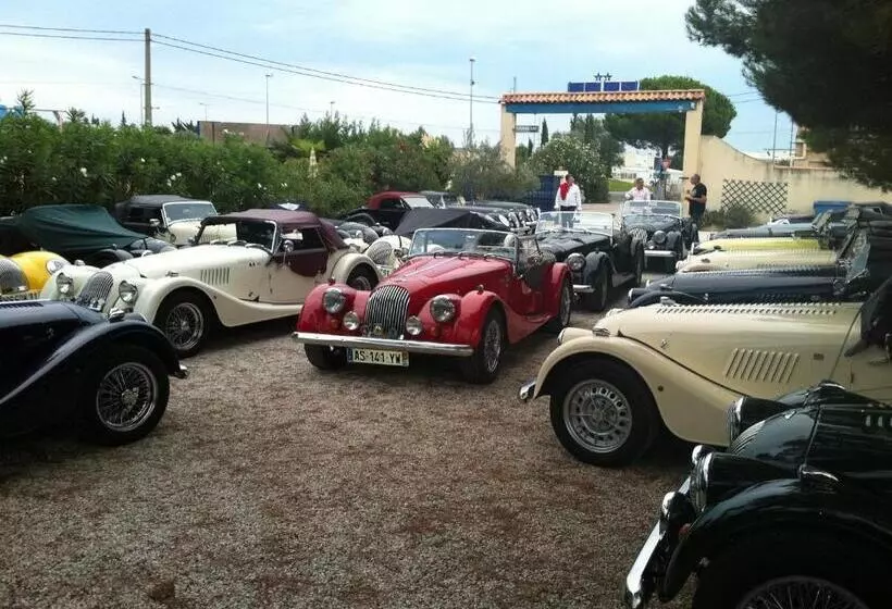 ホテル Des 4 Vents Esprit Camargue