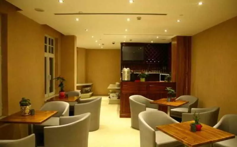 Hotel Finity