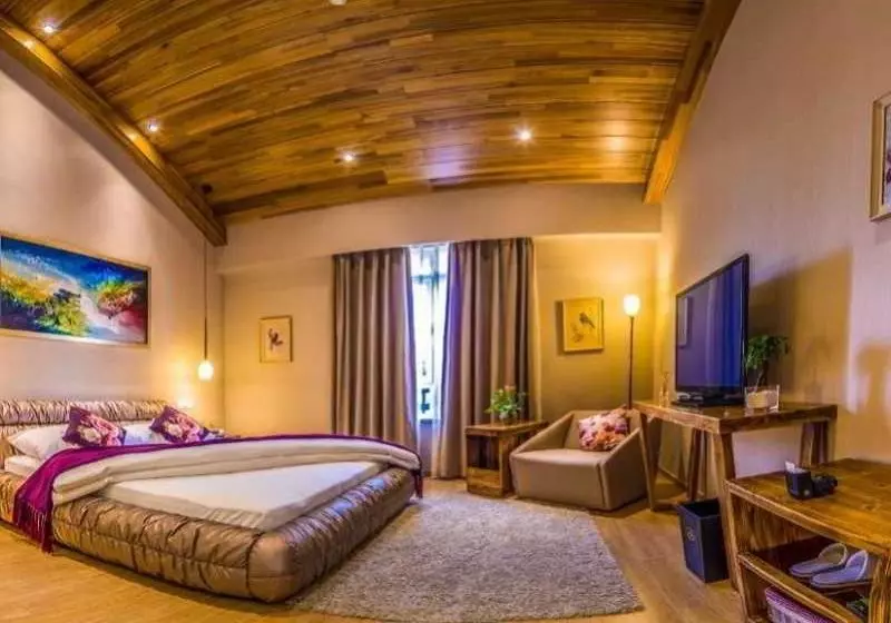 Hotel Finity