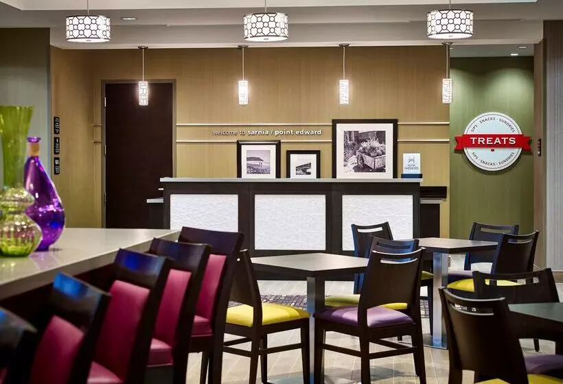 ホテル Hampton Inn By Hilton Sarnia/point Edward