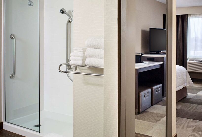 فندق Hampton Inn By Hilton Sarnia/point Edward