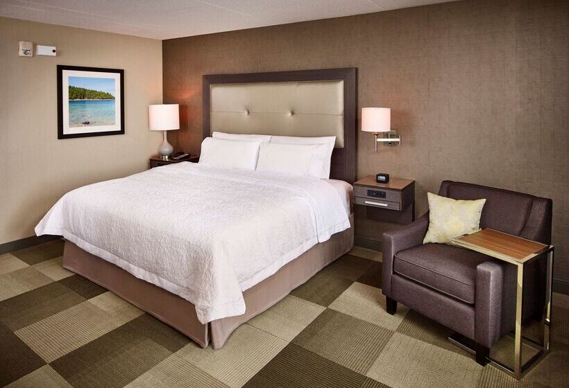 فندق Hampton Inn By Hilton Sarnia/point Edward