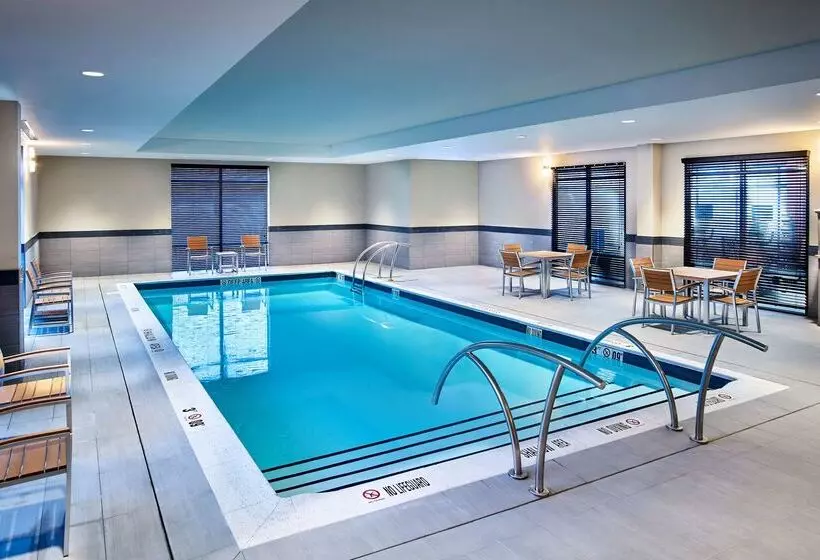 ホテル Hampton Inn By Hilton Sarnia/point Edward
