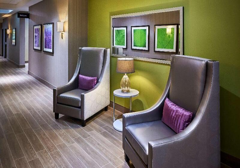 فندق Hampton Inn By Hilton Sarnia/point Edward