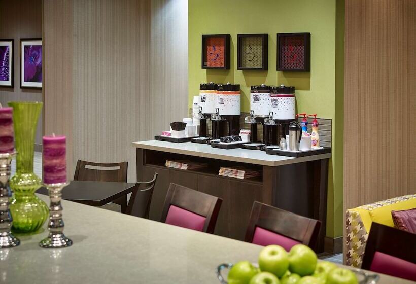 فندق Hampton Inn By Hilton Sarnia/point Edward