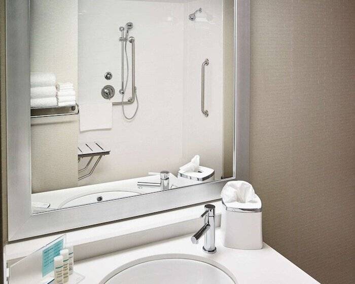 فندق Hampton Inn By Hilton Sarnia/point Edward