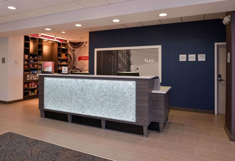 ホテル Hampton Inn & Suites Albanyeast Greenbush