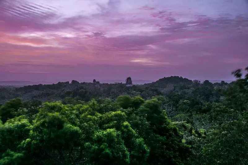 هتل Jaguar Inn Tikal