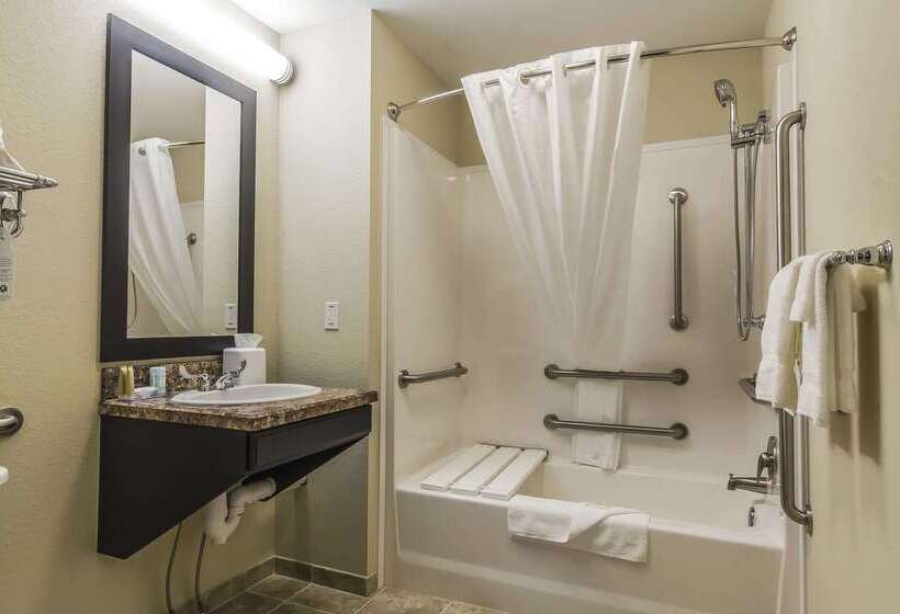 فندق Quality Inn & Suites