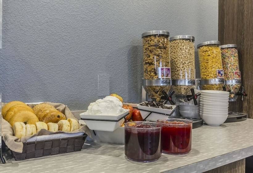 فندق Quality Inn & Suites