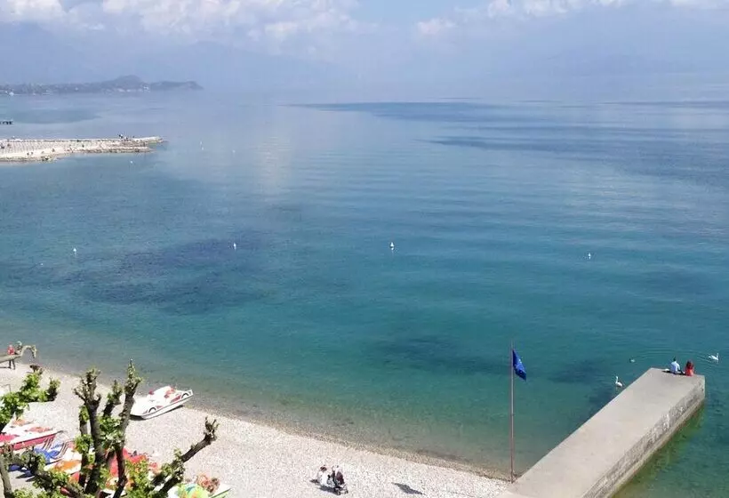 Hotelli Riviera