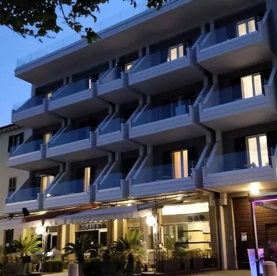 Hotelli Riviera