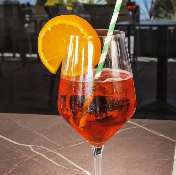 Hotelli Riviera