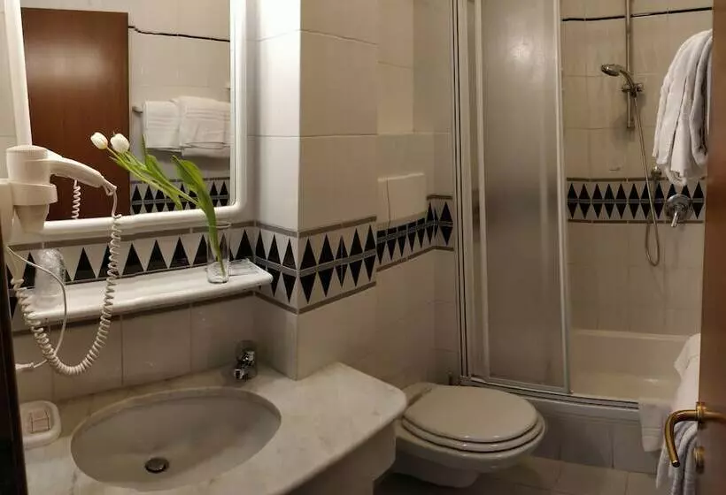 Hotelli Riviera