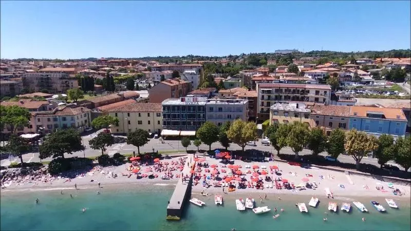 Hotelli Riviera