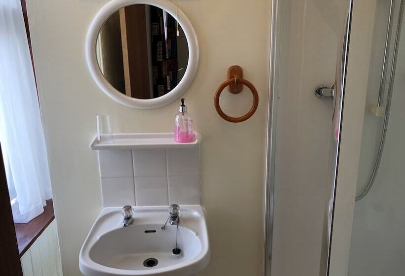 בית מלון כפרי Star