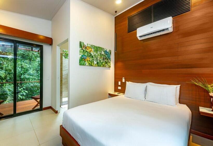 Tifakara Boutique Hotel & Birding Oasis