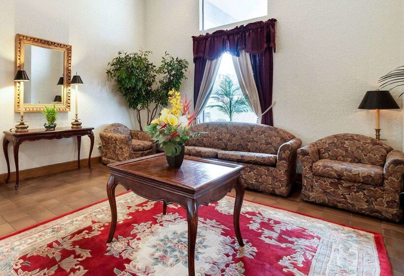 فندق على الطريق Rodeway Inn