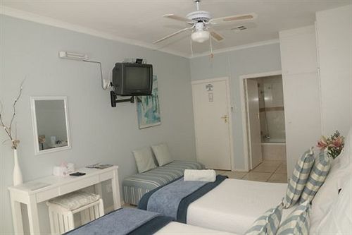 פנסיון Flamingo Lodge