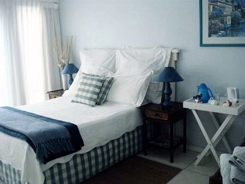 פנסיון Flamingo Lodge