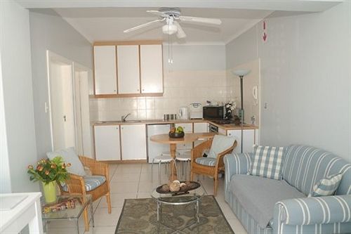 פנסיון Flamingo Lodge