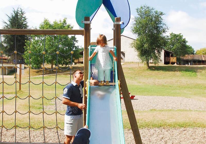 إقامة Vvf Dordogne Lot, Martel Gluges