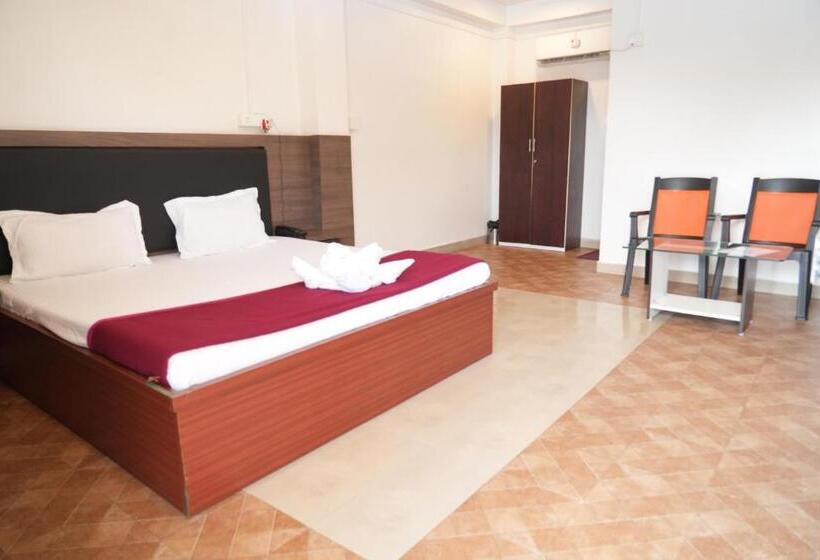 Hotel Sea Shore Residency