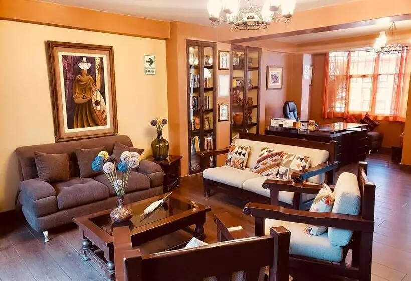 هتل De Turistas Huaraz Habitación Share   Dormitorio