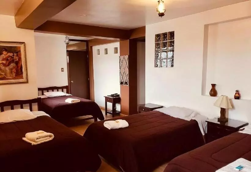 هتل De Turistas Huaraz Habitación Share   Dormitorio