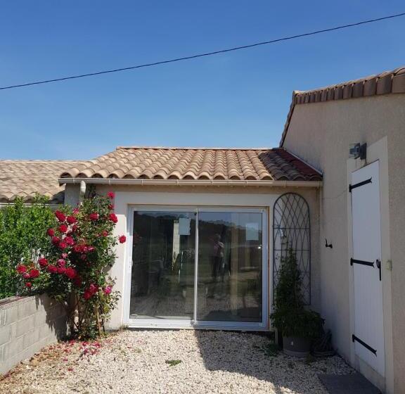 بنسيون La Poussinière