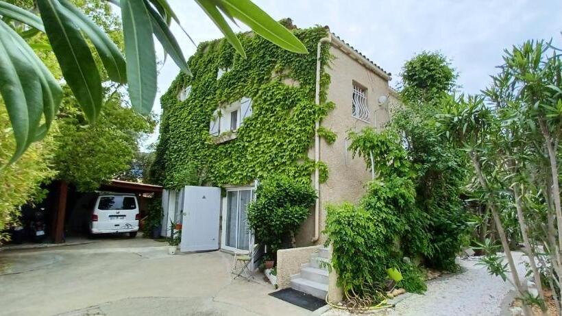 تختخواب و صبحانه Chambre D Hôte Avec Piscine