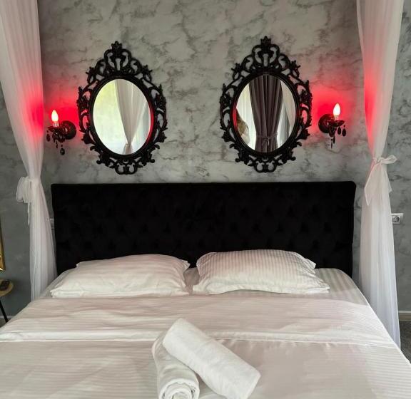 Hotel La Protap Calimanesti