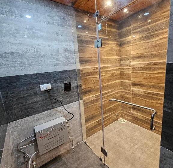 בית מלון כפרי Ziro Valley Resort