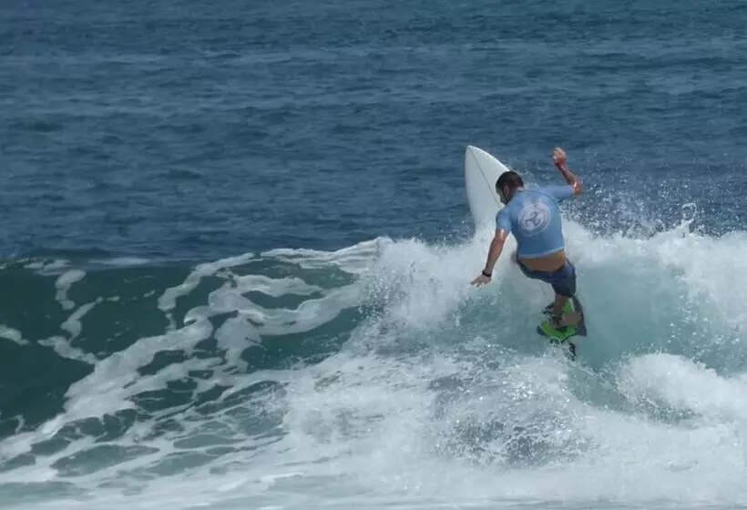 Llanes Surfcamp & Hostel