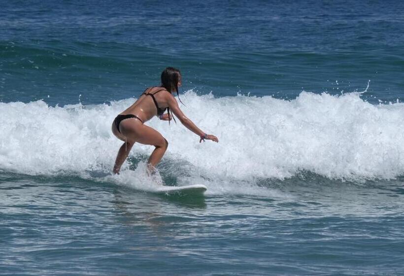 Llanes Surfcamp & Hostel