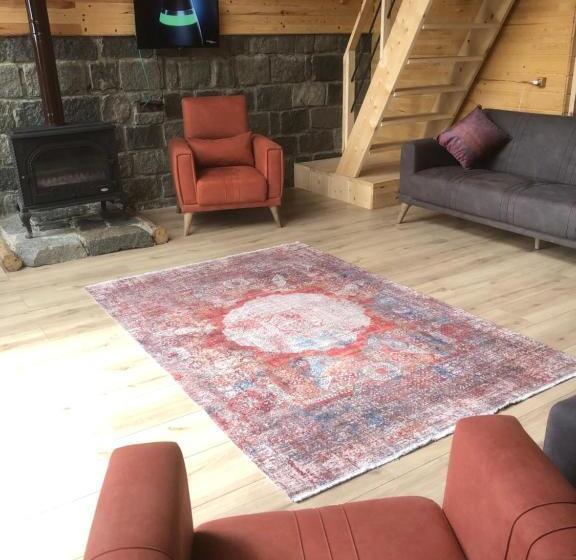 Aamiaismajoitus (B&B) şeni Bungalow