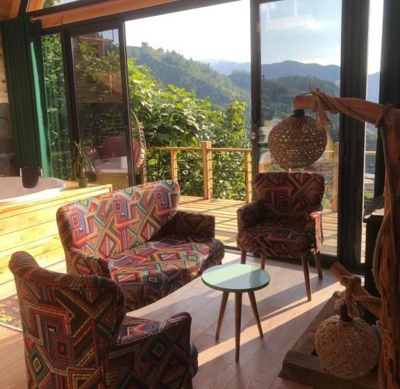 Aamiaismajoitus (B&B) şeni Bungalow