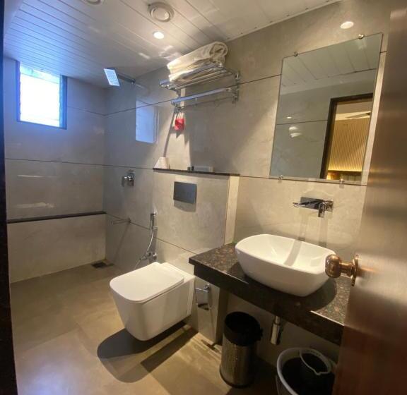 ホテル Czar Inn   Vashi Navi Mumbai