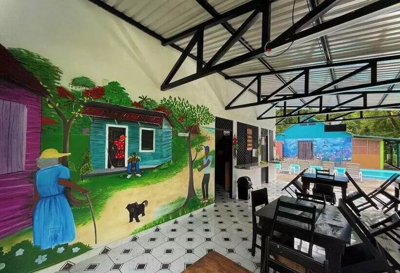 Hotelli Carey Lodging