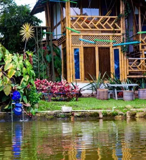 Hotelli Casa Del árbol, Romántico, Piscina, En Chinauta, El Mejor Clima
