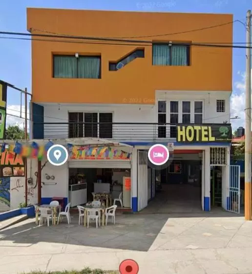 Hotelli Eucaliptos De Mauro