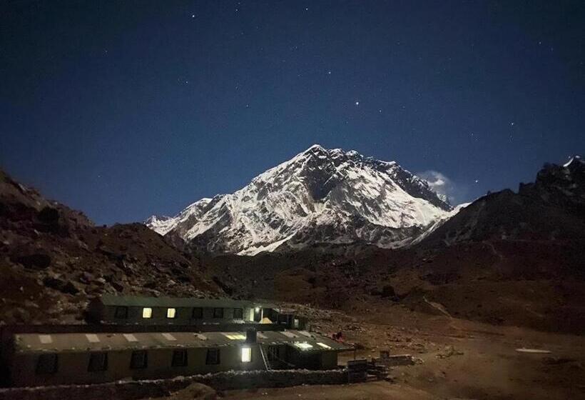 هتل Sherpa Lodge