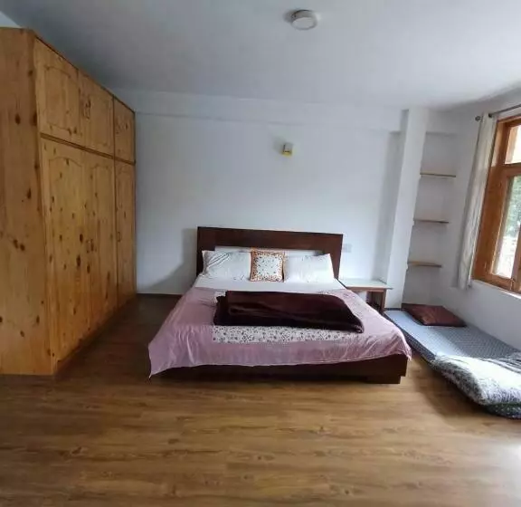 ペンション Eagle Homestay