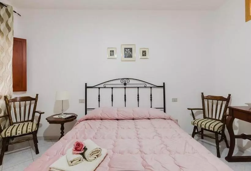 ペンション Il Corbezzolo